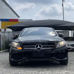 Mercedes-Benz C300 Luxury 4Matic Sedan AWD (2.0L 4cyl 7A) 2016 Black