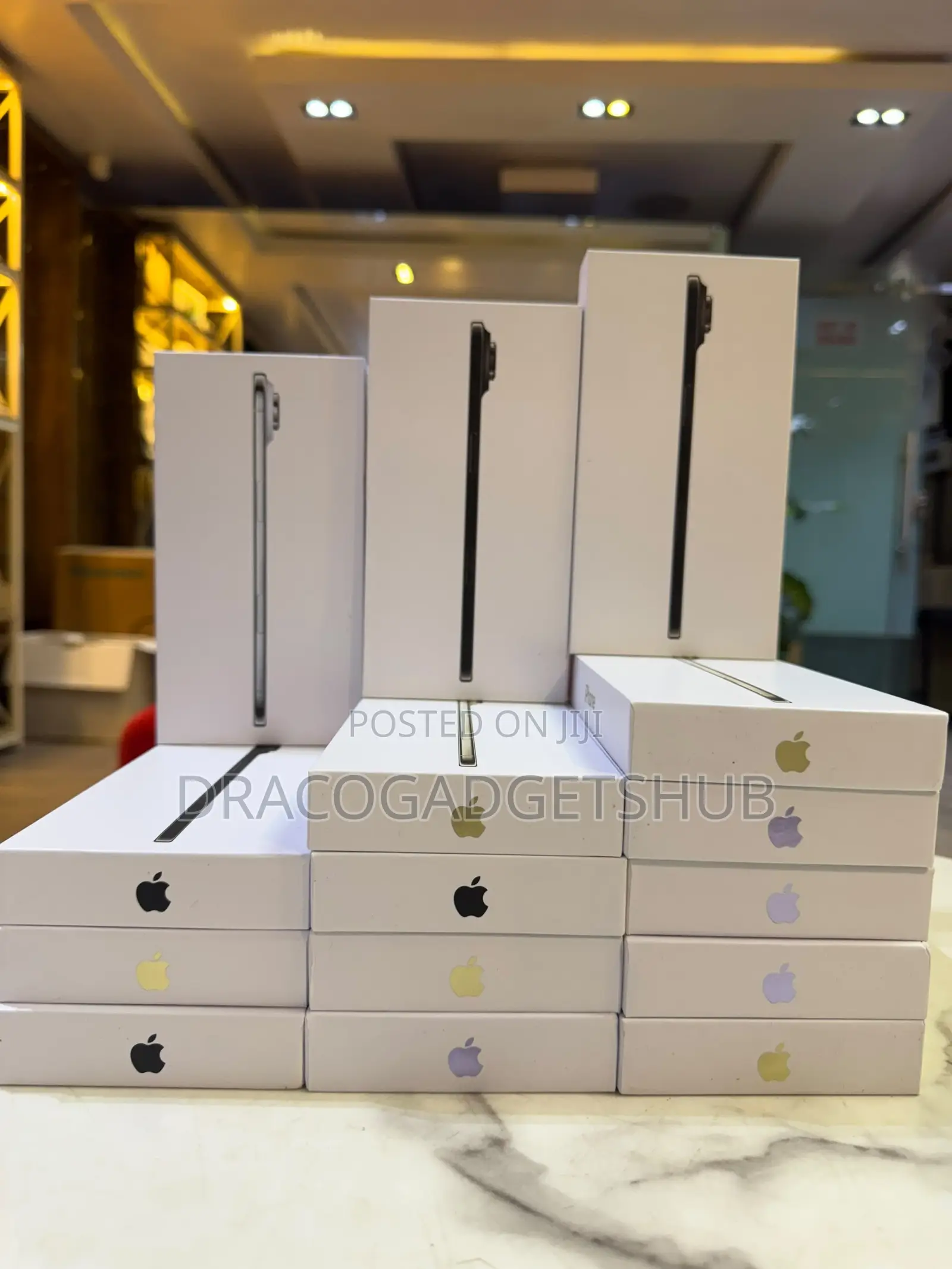 New Apple iPhone 17 256 GB