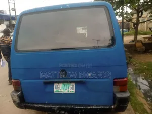 Volkswagen Transporter 1996 Blue
