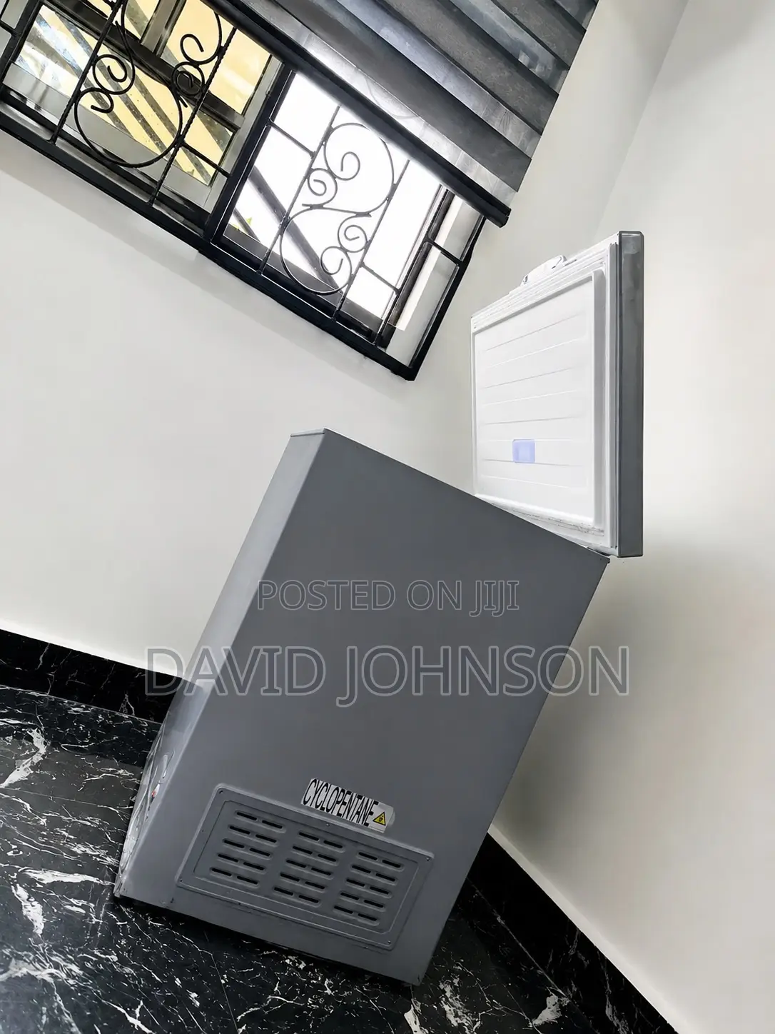 Hisense Deep Freezer