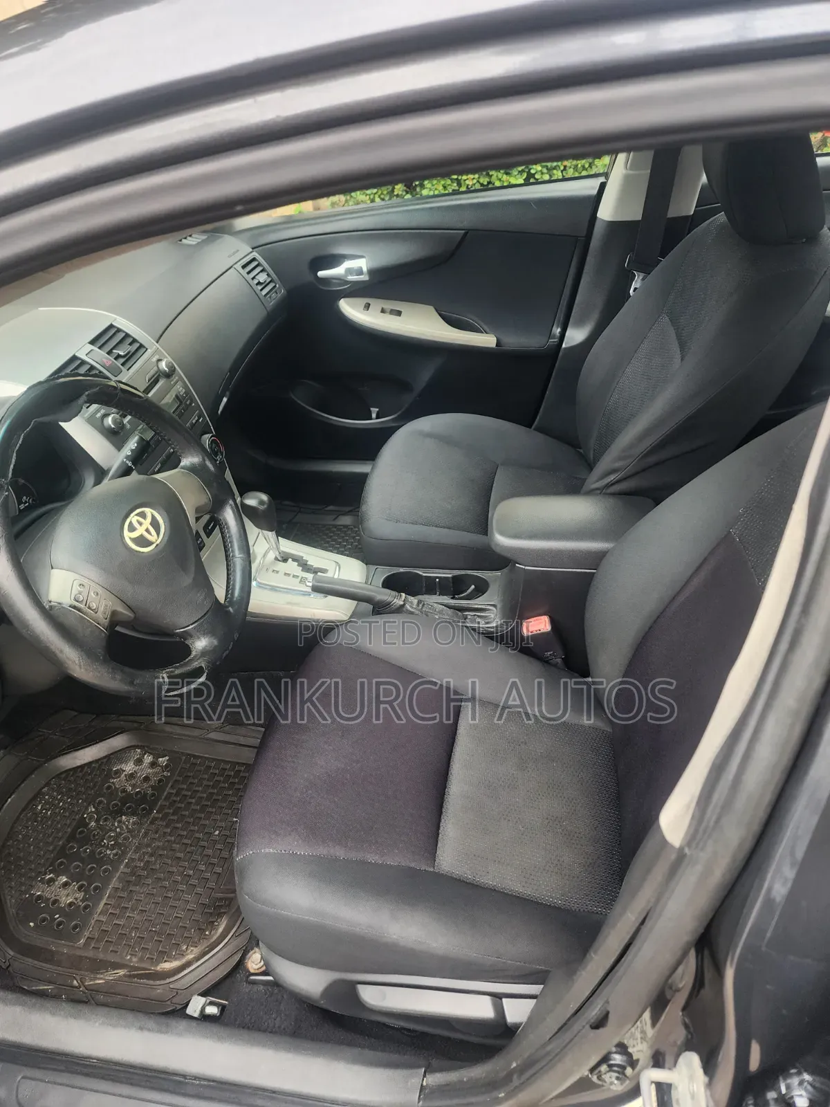 Toyota Corolla 2009 Gray