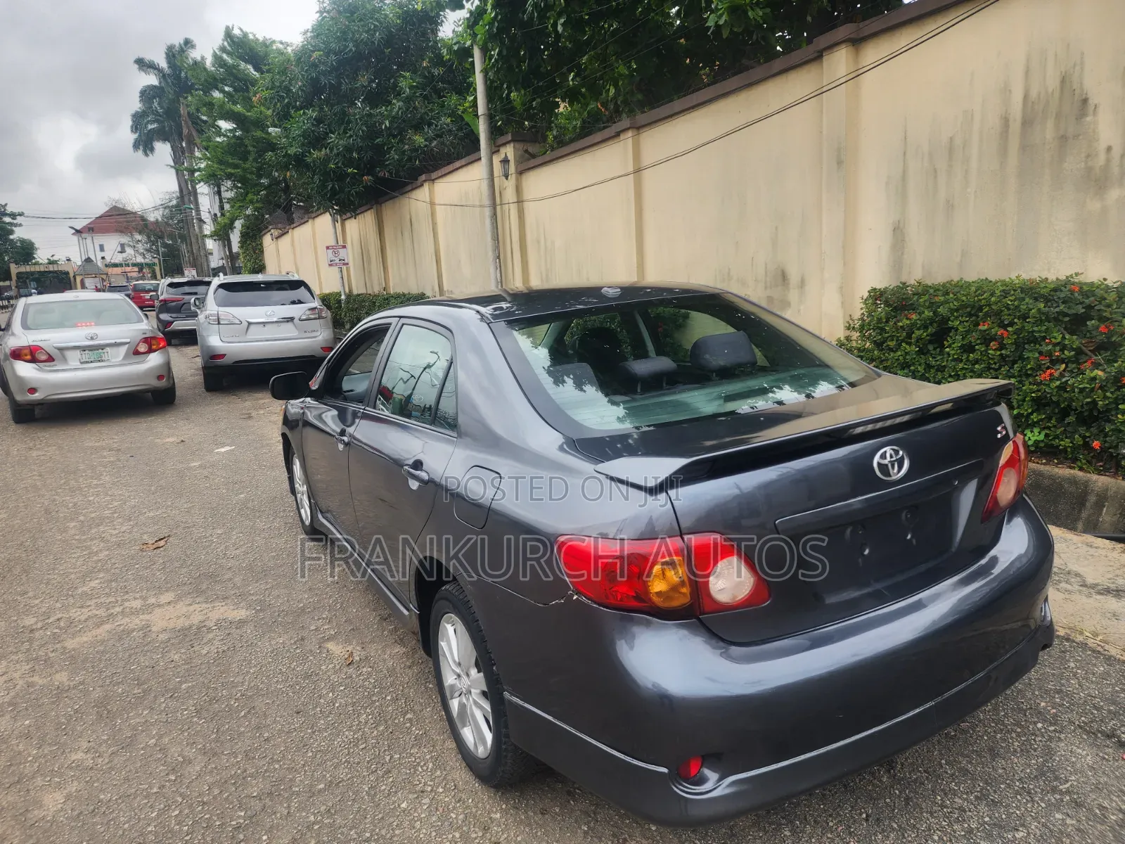 Toyota Corolla 2009 Gray