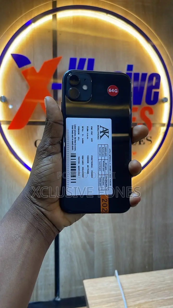 Apple iPhone 11 64 GB Black