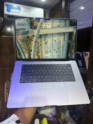 Laptop Apple MacBook Pro 32GB Apple M1 Pro SSD 1T