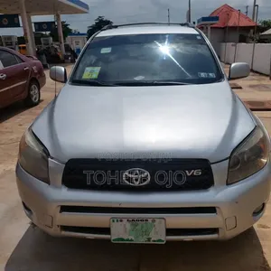 Toyota RAV4 2008 Silver