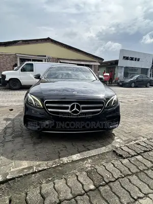 Mercedes-Benz E300 2018 Black