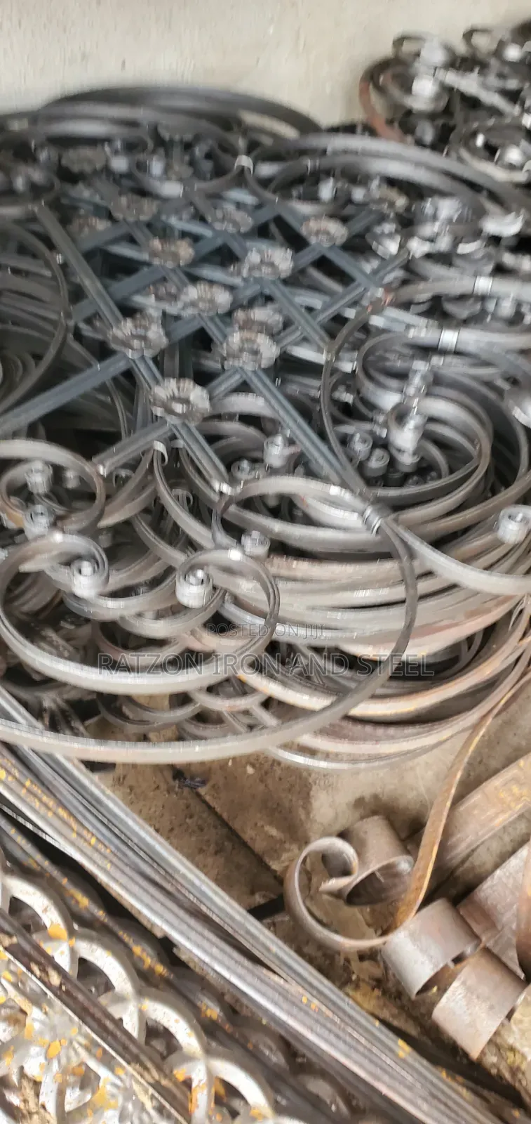 Basket Combi Design Is Available in Large Quantities