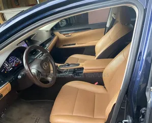 Lexus ES 2016 Blue