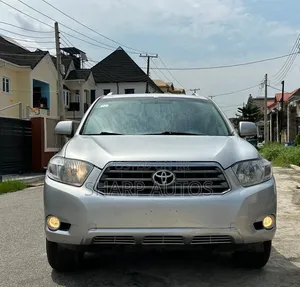 Toyota Highlander Limited 2010 Silver