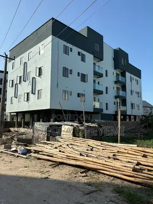 3bdrm Maisonette in Ikate for sale