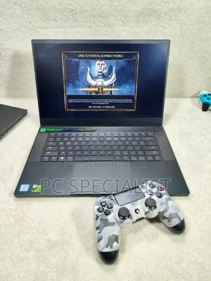 Laptop Razer Blade Advanced 16GB Intel Core i7 SSD 512GB