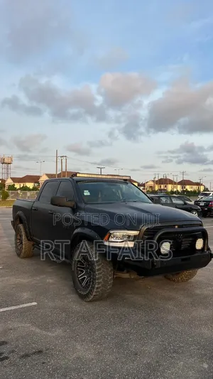 RAM 1500 2014 Black