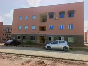 3bdrm Block of Flats in Federal Mortgage, Sabon Lugbe for sale