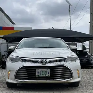 Toyota Avalon XLE Premium (3.5L 6cyl 6A) 2018 White