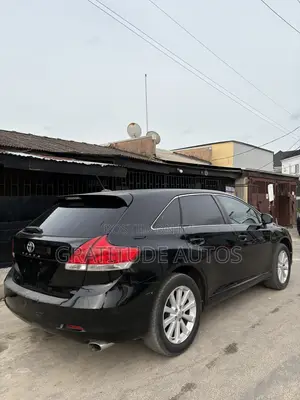 Toyota Venza LE 2010 Black