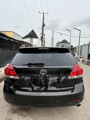 Toyota Venza LE 2010 Black