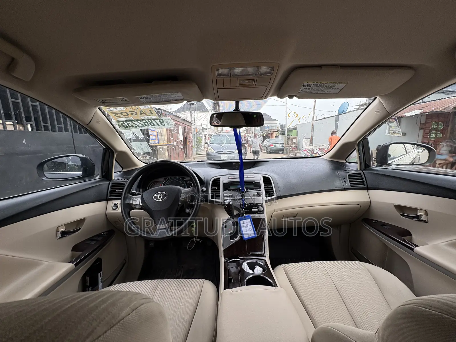 Toyota Venza LE 2010 Black