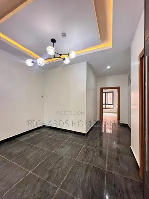 4bdrm Duplex in Banana Island for rent