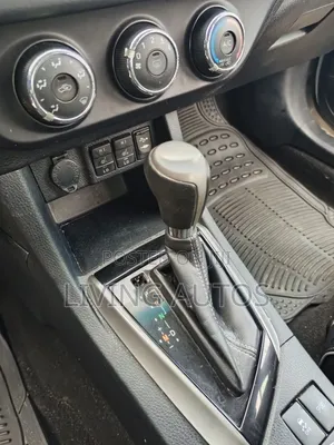 Toyota Corolla 2016 Silver