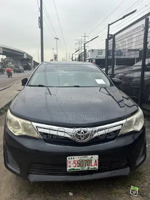 Toyota Camry XLE V6 4dr Sedan (3.5L 6cyl 6A) 2012 Black