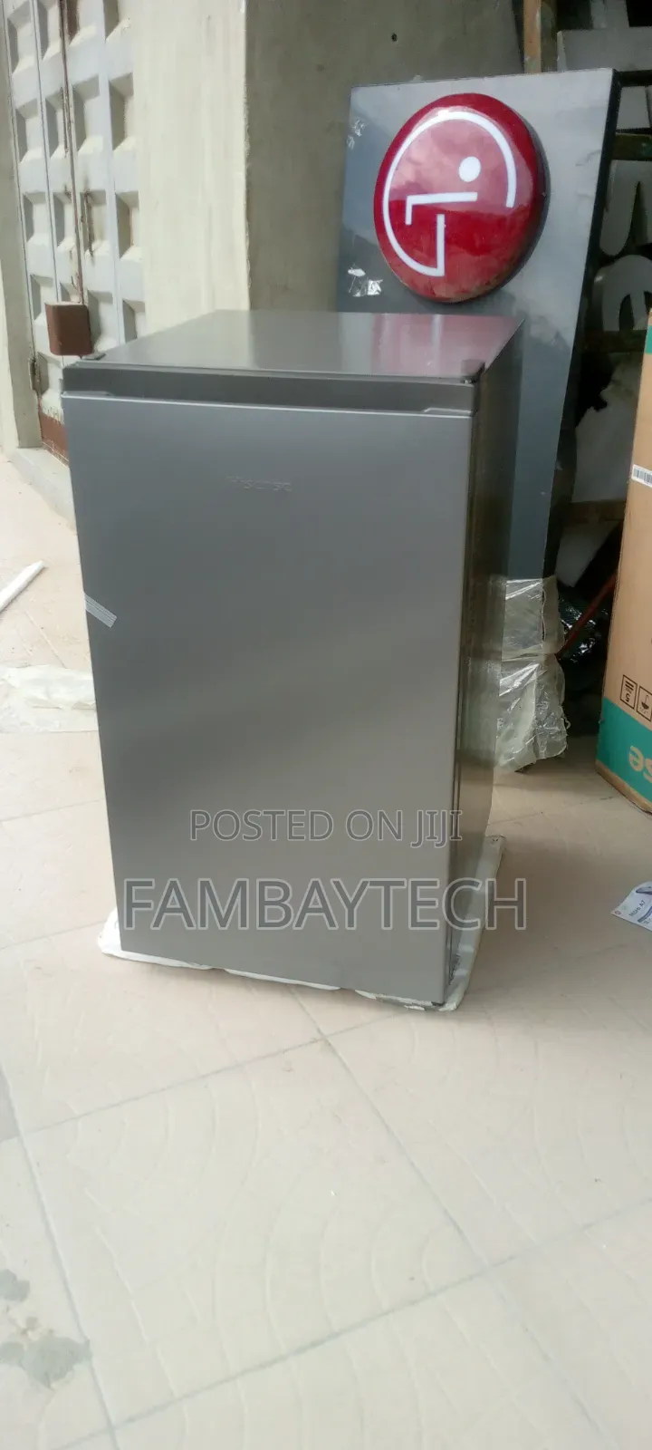 Hisense Ref 121 Refrigerator With Fast Cooling Technology