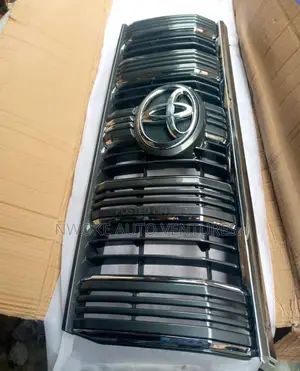 Front Grill for Toyota Landcurise Parado 2025 Model