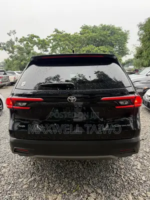 Toyota Grand Highlander Platinum 2025 Black