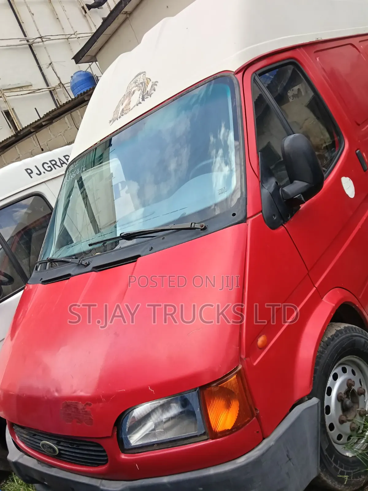 Ford Transit 2004 Yellow