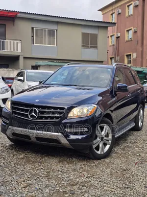 Mercedes-Benz M Class 2012 Blue