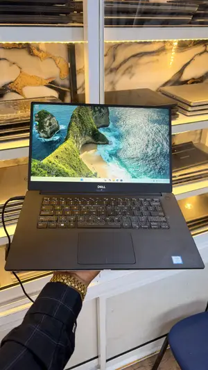 Laptop Dell XPS 15 9570 16GB Intel Core i7 SSD 256GB