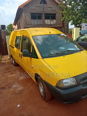 Fiat Ducato 2010 Yellow