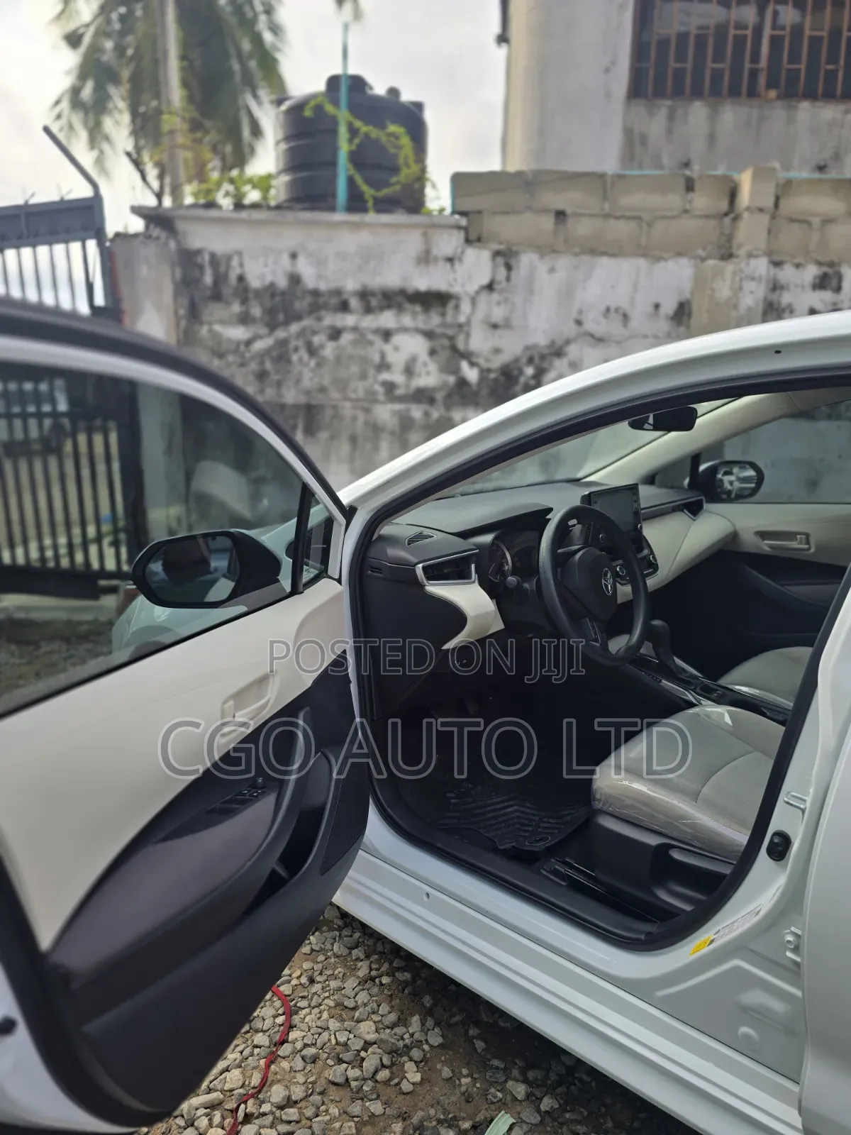 Toyota Corolla 2022 White