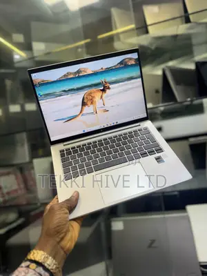Laptop HP EliteBook 840 G10 32GB Intel Core i7 SSD 512GB
