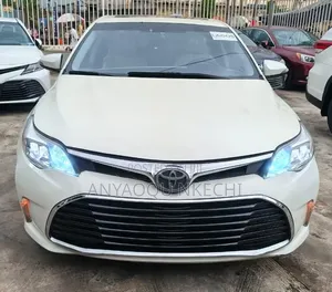 Toyota Avalon 2013 White