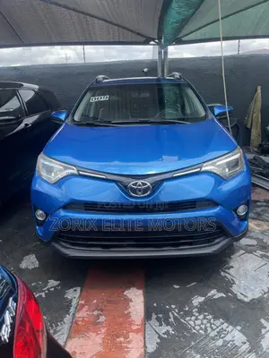 Toyota RAV4 2017 Blue
