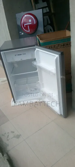 Hisense Ref 121 Refrigerator – Low Power Consumption