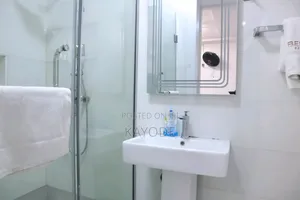 Exquisite 2 Bedroom Apartment