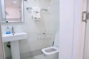 Exquisite 2 Bedroom Apartment