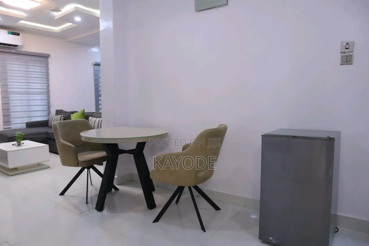Exquisite 2 Bedroom Apartment