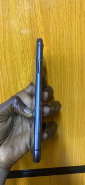 Apple iPhone 11 128 GB Black