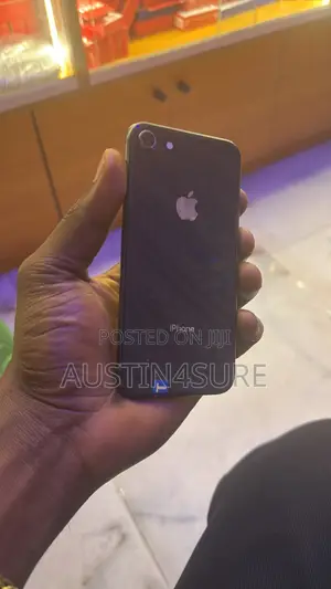 Apple iPhone 8 64 GB Black