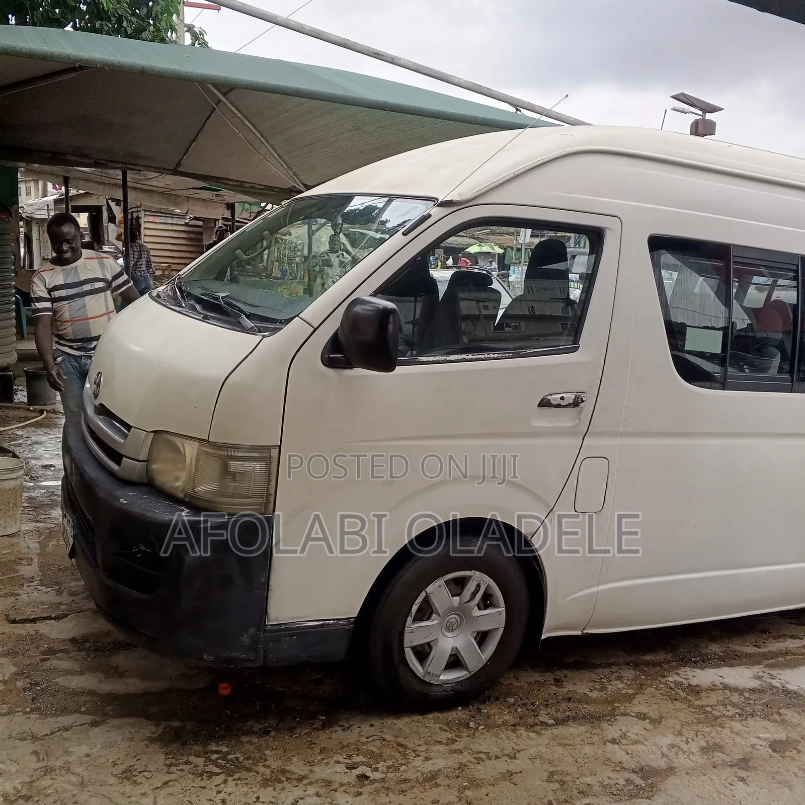 Toyota HiAce 2014 White