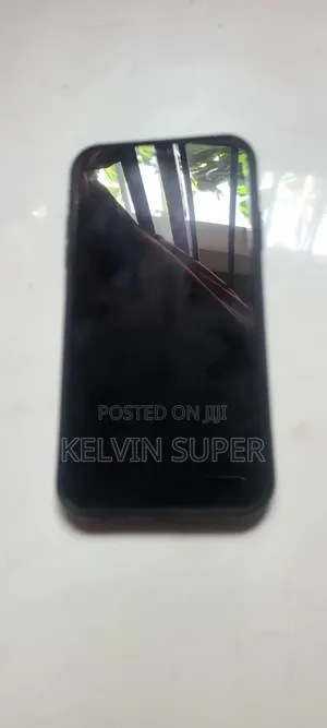 Apple iPhone 11 64 GB Black