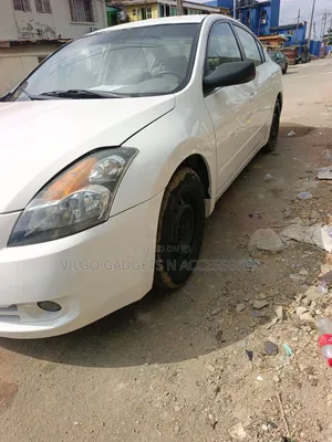 Nissan Altima 2007 White