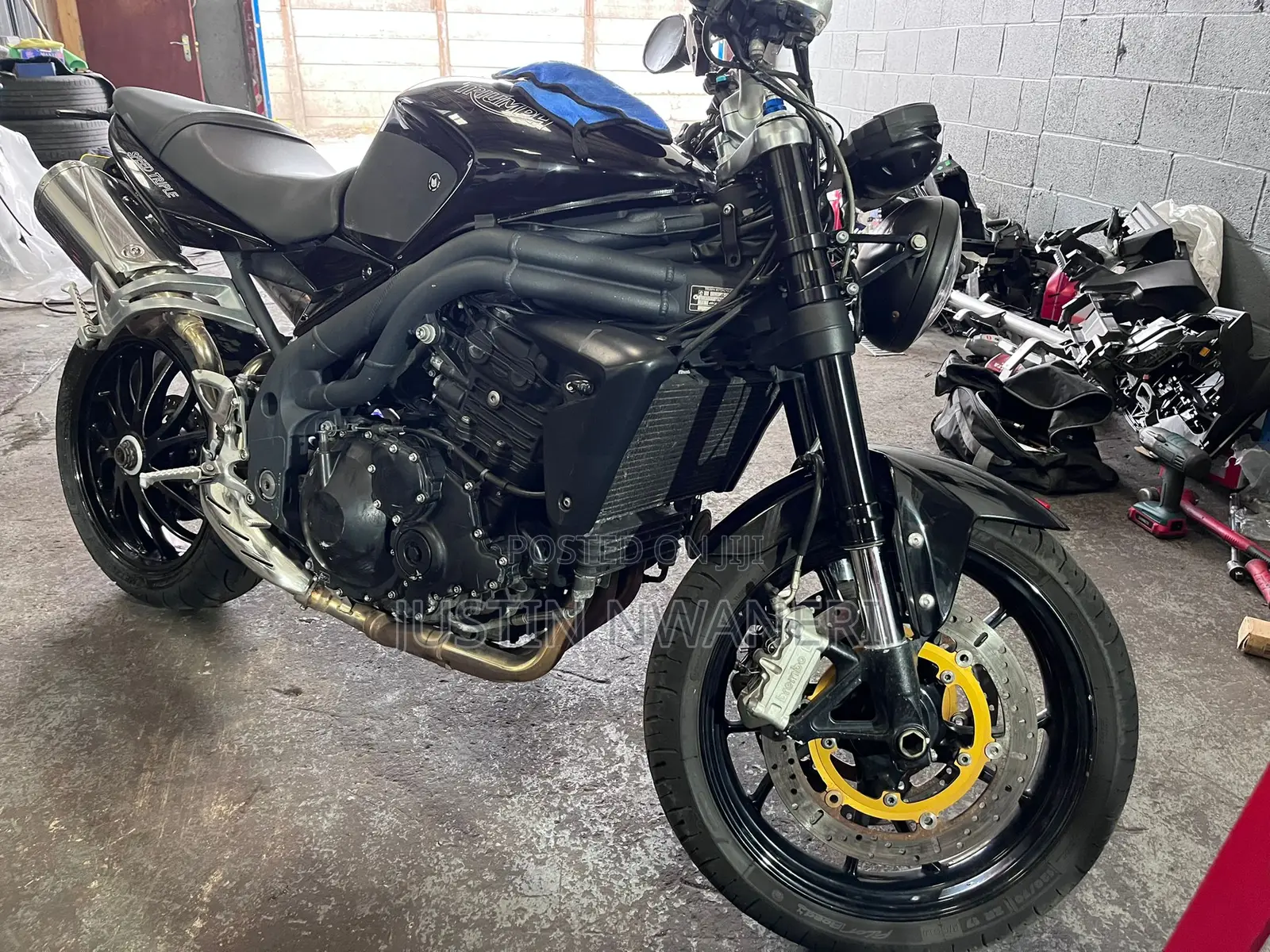 Triumph Speed Triple 2010 Black