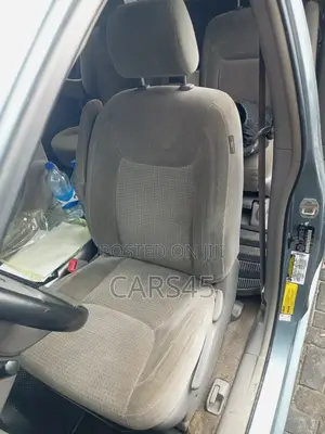 Toyota Sienna 2006 Silver