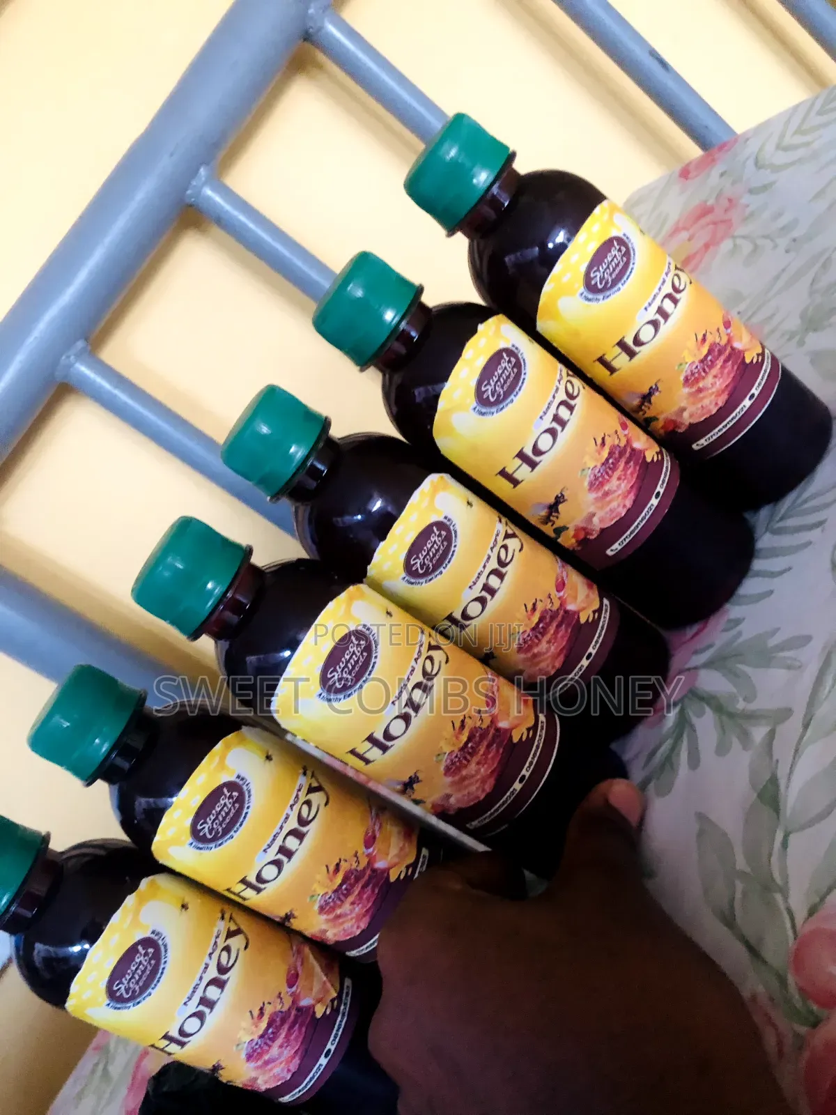 Sweet Combs Honey