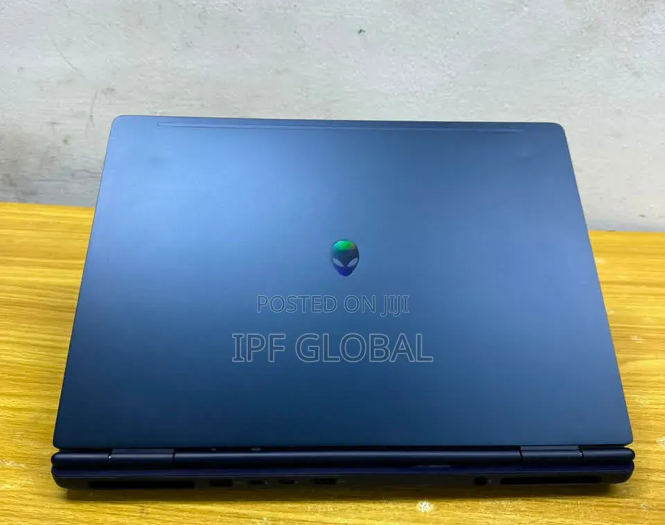 Laptop Dell 16GB Intel Core 7 SSD 1T