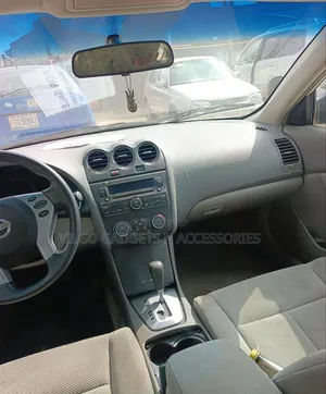 Nissan Altima 2007 White