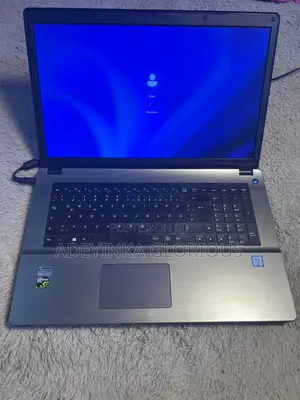 Laptop 8GB Intel Core i5 HDD 1T